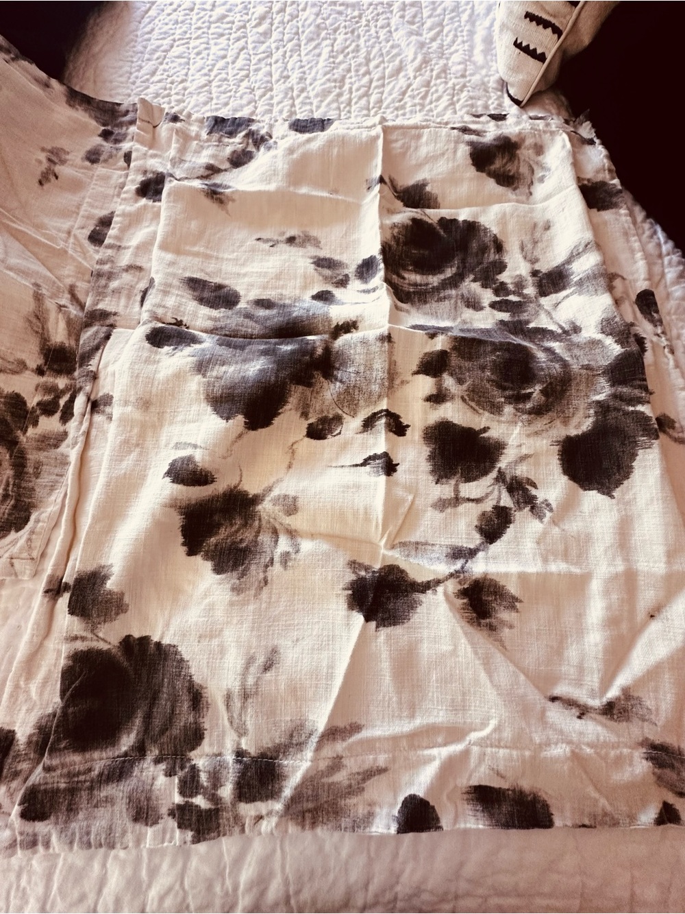 Isaac Mizrahi Cream and Black Floral Pillow Sham - Set of 2